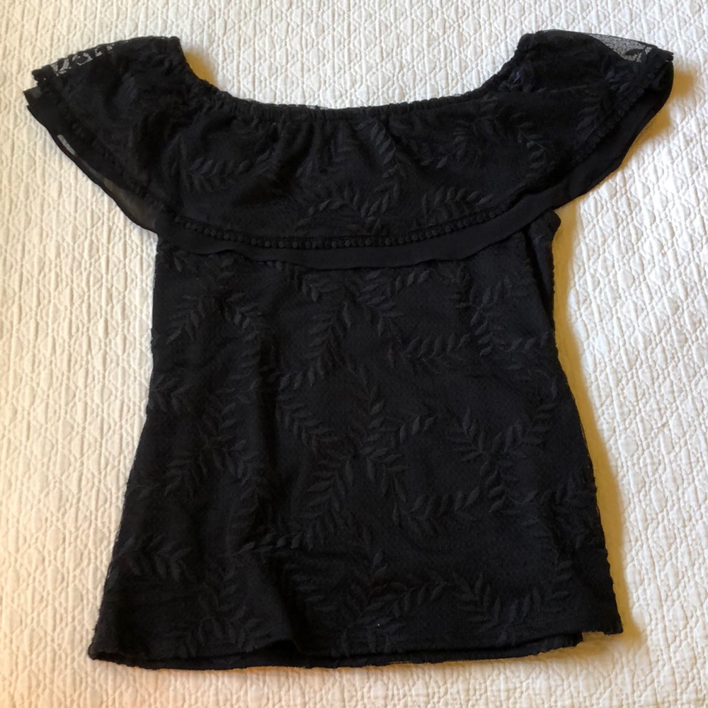 White House Black Market black off-shoulder tank